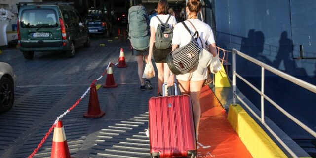 Αποζημίωση μαθητή για απώλεια αποσκευής σε πλοίο από την Άνδρο προς τη Ραφήνα