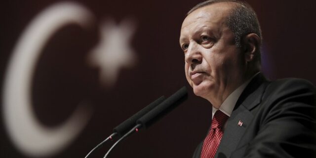 Αμετακίνητος ο Ερντογάν: Κανένας δεν μπορεί να εμποδίσει τα γεωτρύπανά μας