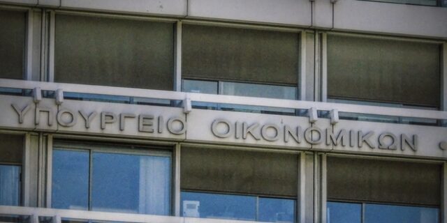 ΦΠΑ και “έκτακτα” έσοδα στήριξαν τον προϋπολογισμό το πρώτο εξάμηνο
