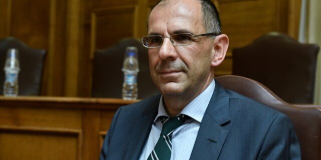 Γεραπετρίτης: Ο πρωθυπουργός διασφαλίζει την ενότητα της κυβέρνησης