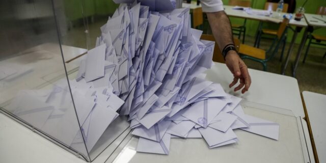 Ο Αλέξης Τσίπρας, οι πρόωρες εκλογές που δεν μπορεί να προκηρυχθούν έως το φθινόπωρο και τα σχέδια Μητσοτάκη