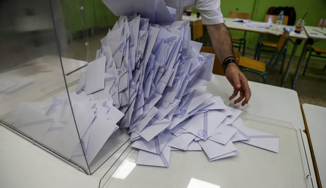 Ο Αλέξης Τσίπρας, οι πρόωρες εκλογές που δεν μπορεί να προκηρυχθούν έως το φθινόπωρο και τα σχέδια Μητσοτάκη