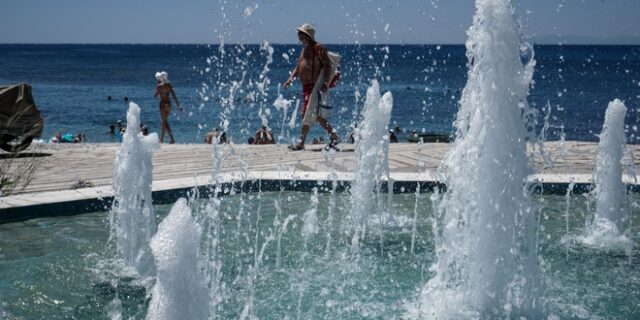 Καύσωνας: Στο κόκκινο ο υδράργυρος – Μέχρι και 41 βαθμούς έως την Τρίτη