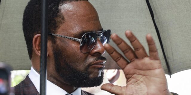 ΗΠΑ: Ο βραβευμένος με Grammy R. Kelly συνελήφθη για παιδική πορνογραφία