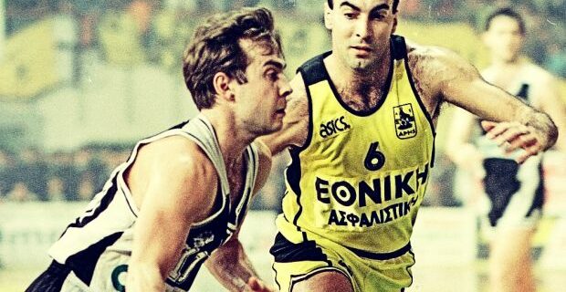 Τζον Κόρφας: Το “σκάνδαλο” της συμμετοχής του στην Εθνική