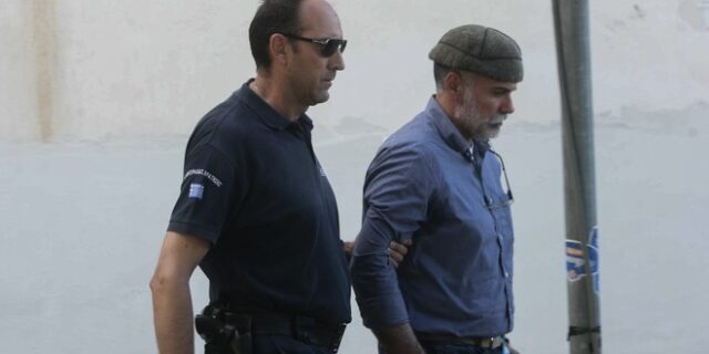 Ο Αρείος Πάγος εξετάζει τον “σύννομο βίο” που οδήγησε εκτός φυλακής τον Κορκονέα