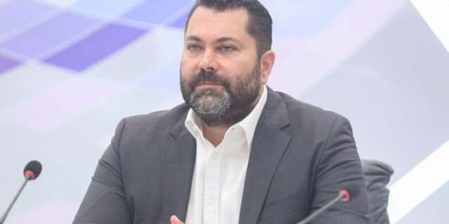 Ομόφωνα αθώοι ο Κρέτσος και τα μέλη της Επιτροπής για τον διαγωνισμό τηλεοπτικών αδειών