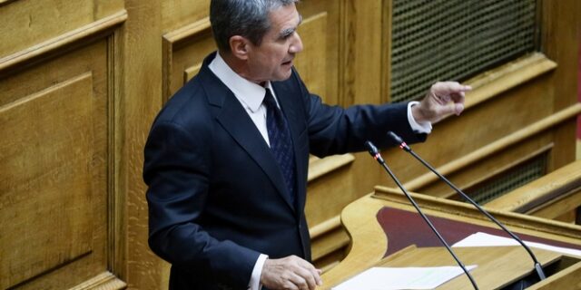 Novartis: Στη Βουλή η κατάθεση Λοβέρδου