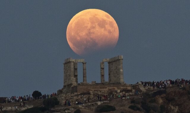 Μερική έκλειψη σελήνης την Τρίτη – Ορατή και από την Ελλάδα
