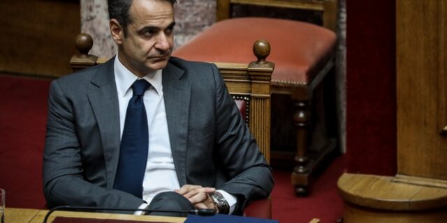 Τρία νομοσχέδια και τέσσερα ταξίδια Μητσοτάκη σε ενάμιση μήνα – Στις 29 Αυγούστου στο Βερολίνο