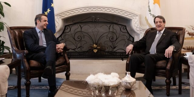 Συνομιλία Μητσοτάκη με Αναστασιάδη – Στις 29 Ιουλίου ο πρωθυπουργός στην Κύπρο