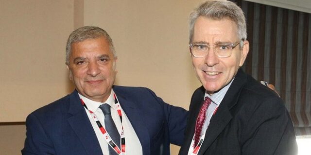 Πατούλης – Πάιατ: Συνεργασία Περιφέρειας Αττικής – ΗΠΑ για πολιτική προστασία και επενδύσεις