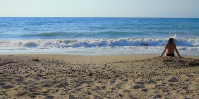 Καιρός: Στα ύψη η θερμοκρασία το Σάββατο – Άνεμοι έως 5 μποφόρ στο Αιγαίο