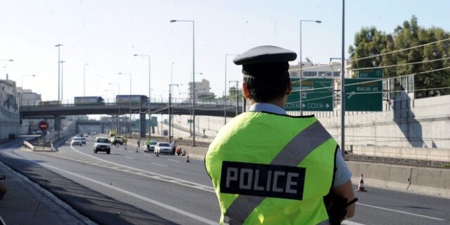 Καραμπόλα έξι οχημάτων στην Αττική Οδό – Μεγάλες καθυστερήσεις
