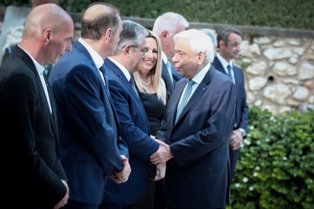 Ο Προκόπης ενημέρωσε πρωθυπουργό και αρχηγούς για τη Σύνοδο των Προέδρων στην Αθήνα