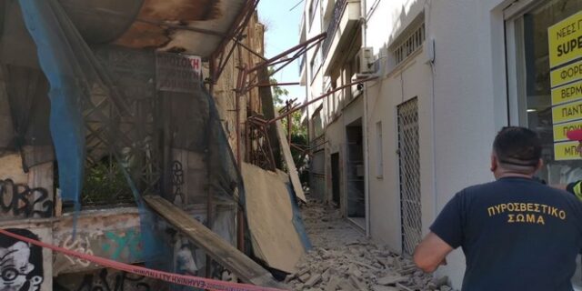 Σεισμός 5,1 Ρίχτερ στην Αθήνα: Κατέρρευσαν παλιά και ακατοίκητα κτίρια