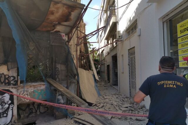 Σεισμός 5,1 Ρίχτερ στην Αθήνα: Κατέρρευσαν παλιά και ακατοίκητα κτίρια