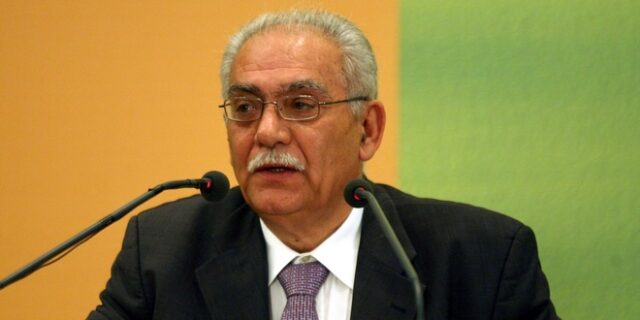 Με τιμές εν ενεργεία δημάρχου η κηδεία Σκουλάκη – Τριήμερο πένθος στα Χανιά
