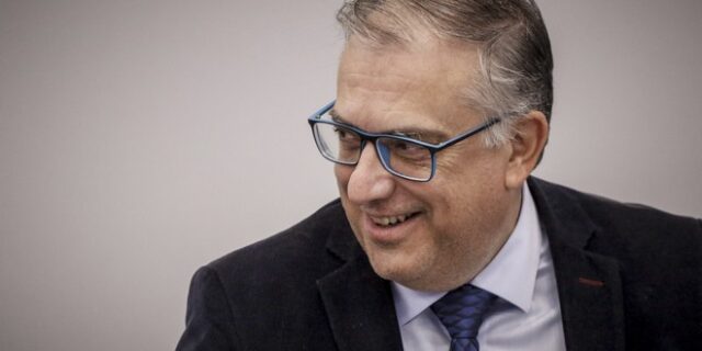 Θεοδωρικάκος: Δέσμευσή μας η κατάργηση της απλής αναλογικής