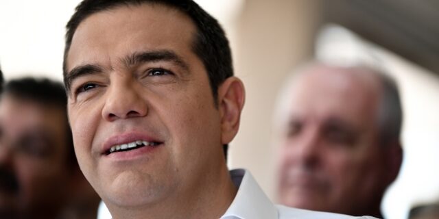 Τσίπρας: Θα είμαστε συνεπείς στους δρόμους του αγώνα