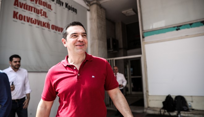 Με τρεις άμεσες κινήσεις ο Αλέξης Τσίπρας επανιδρύει τον ΣΥΡΙΖΑ