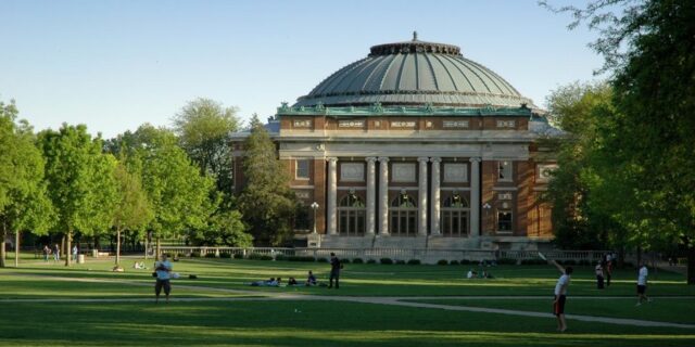 Νέο σκάνδαλο των ελίτ στις ΗΠΑ: Εύποροι παραχωρούσαν την επιμέλεια των παιδιών τους για να πάρουν χρήματα από το κράτος