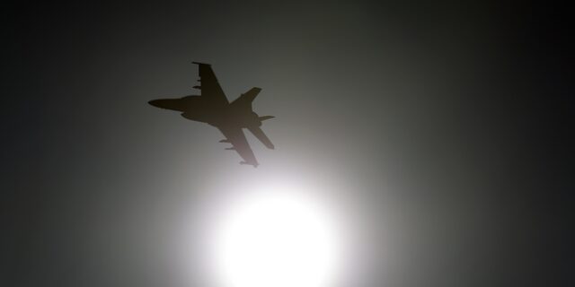 ΗΠΑ: Συντριβή μαχητικού αεροσκάφους F/A-18E κοντά στην Κοιλάδα του Θανάτου