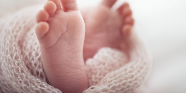 Νέα Ιωνία: Βρέθηκε νεογέννητο σε καρότσι σούπερ μάρκετ