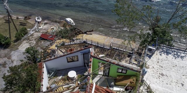 Φονική κακοκαιρία στη Χαλκιδική: 7 νεκροί, τεράστιες καταστροφές και αγωνία για την επόμενη μέρα