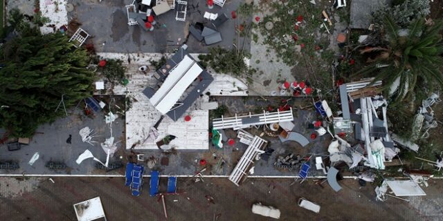 Κακοκαιρία στη Χαλκιδική: Εικόνες από την ταβέρνα όπου έχασε τη ζωή της μια γυναίκα και ένα 8χρονο παιδί