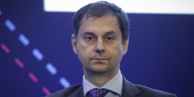 Θεοχάρης: Ανάγκη η χώρα να θωρακίσει το τουριστικό της προϊόν