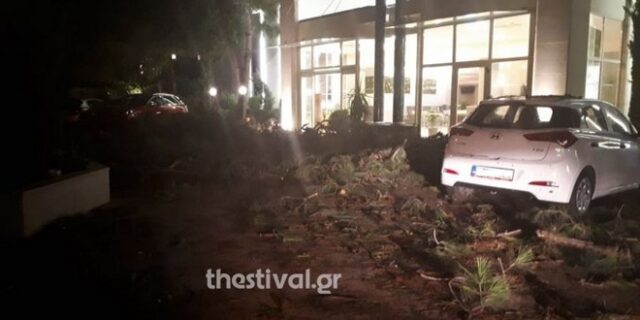 Κακοκαιρία στη Χαλκιδική: Εικόνες από το ξενοδοχείο όπου σκοτώθηκαν πατέρας και γιος