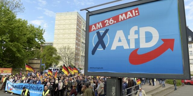 Μαύρα σύννεφα: Το ξενοφοβικό AfD πρώτο κόμμα στην ανατολική Γερμανία