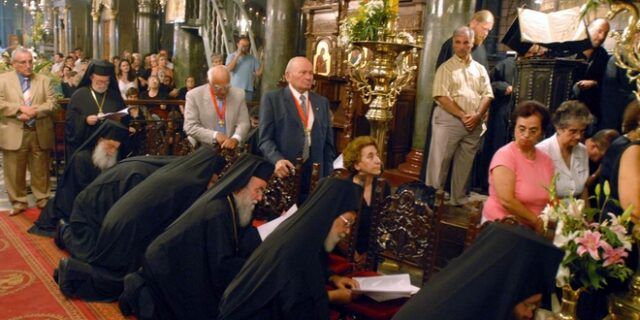Δεκαπενταύγουστος: Χιλιάδες προσκυνητές σπεύδουν στην Αγιάσο της Μυτιλήνης