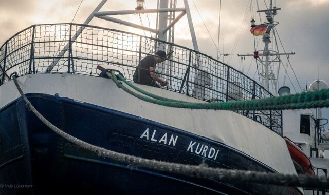 Ιταλία: Ο Σαλβίνι μπλοκάρει ξανά πλοίο με μετανάστες