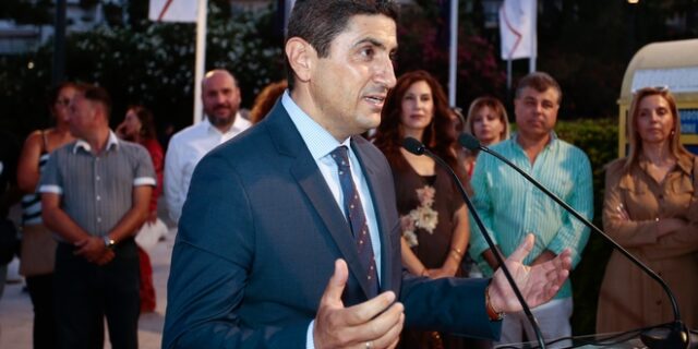 Αυγενάκης: Προανήγγειλε μείωση του ΦΠΑ στα συμβόλαια των ποδοσφαιριστών