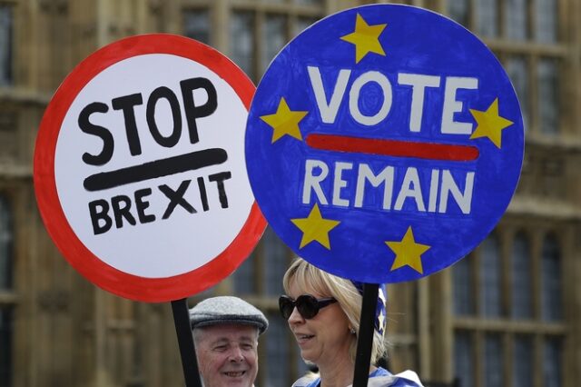 Βρετανία: Το 52% τάσσεται υπέρ ενός δημοψηφίσματος για οριστική συμφωνία Brexit