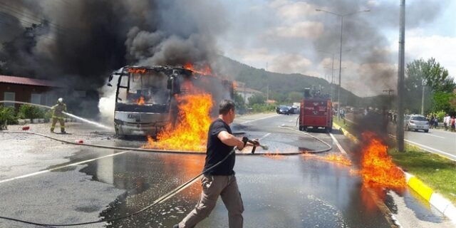 Τουρκία: Φωτιά σε λεωφορείο – 5 νεκροί ανάμεσά τους ένα παιδί