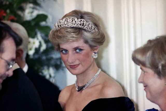 Πριγκίπισσα Νταϊάνα: Το BBC εξετάζει αθέμιτες πρακτικές στη συνέντευξή της για τον Κάρολο