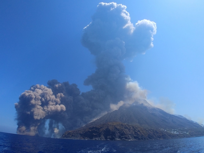 Italia: Nuova eruzione del vulcano Stromboli