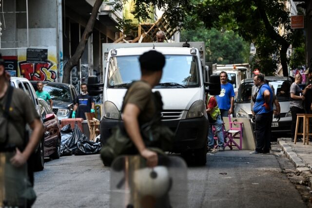 Η σκούπα στα γυναικόπαιδα και ο Ξένιος ρατσισμός