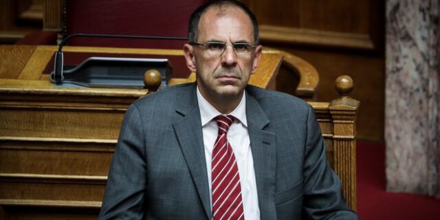 Γεραπετρίτης: Μέμφεστε έναν επαγγελματία επειδή ασχολήθηκε υπέρ του Δημοσίου