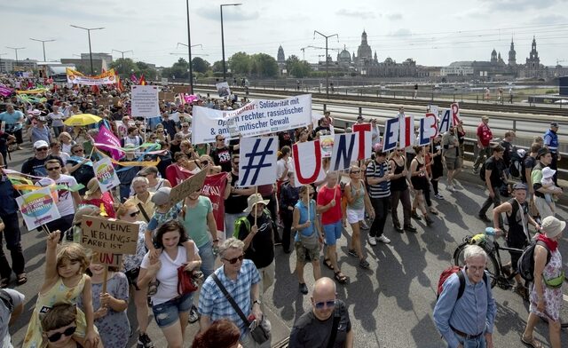 Γερμανία: Πορεία κατά της ακροδεξιάς με συμμετοχή 35.000 διαδηλωτών στη Δρέσδη