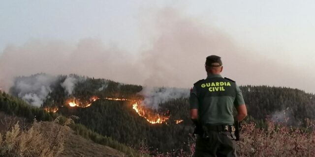 Νέα φωτιά στην Γκραν Κανάρια, εκκενώθηκε ολόκληρη περιοχή