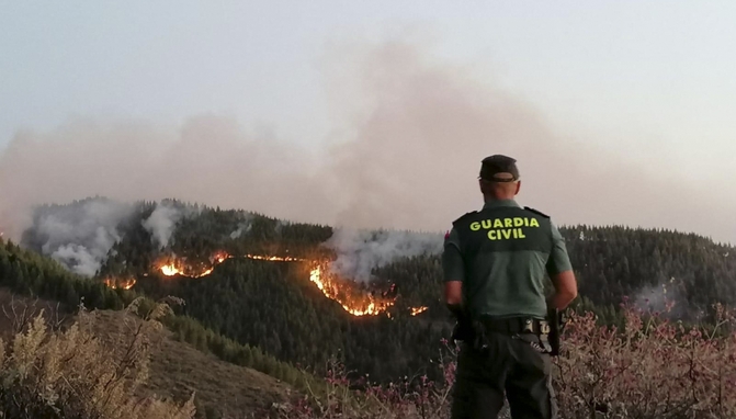 Νέα φωτιά στην Γκραν Κανάρια, εκκενώθηκε ολόκληρη περιοχή