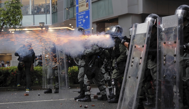Νέες συλλήψεις διαδηλωτών στο Χονγκ Κονγκ