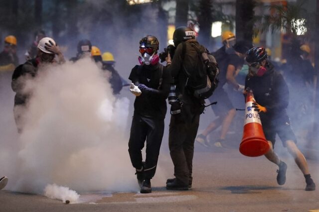 Μακόνελ για Χονκγ Κονγκ: “Οποιαδήποτε βίαιη καταστολή θα είναι απαράδεκτη”