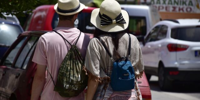 Στο “κόκκινο” ο υδράργυρος κυρίως στα δυτικά – Μελτέμι 6-7 μποφόρ στο Αιγαίο