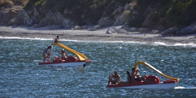 Ηλιοφάνεια με μελτέμι στο Αιγαίο – Διατηρείται ζεστός ο καιρός στα ηπειρωτικά