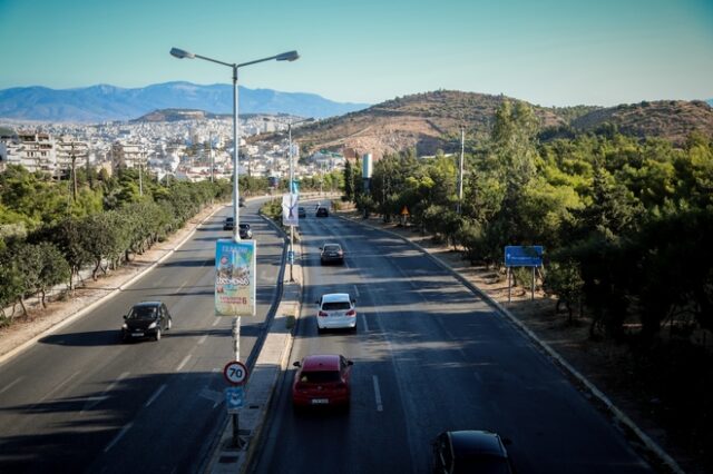 Φωτιά στον Υμηττό: Κανονικά η κυκλοφορία των οχημάτων σε Κατεχάκη και Αττική Οδό